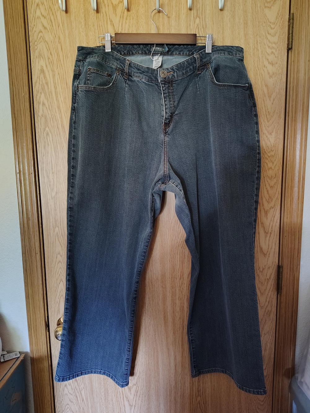 Venezia Petite Size 5 (22) Blue Circle Bootcut Jeans
